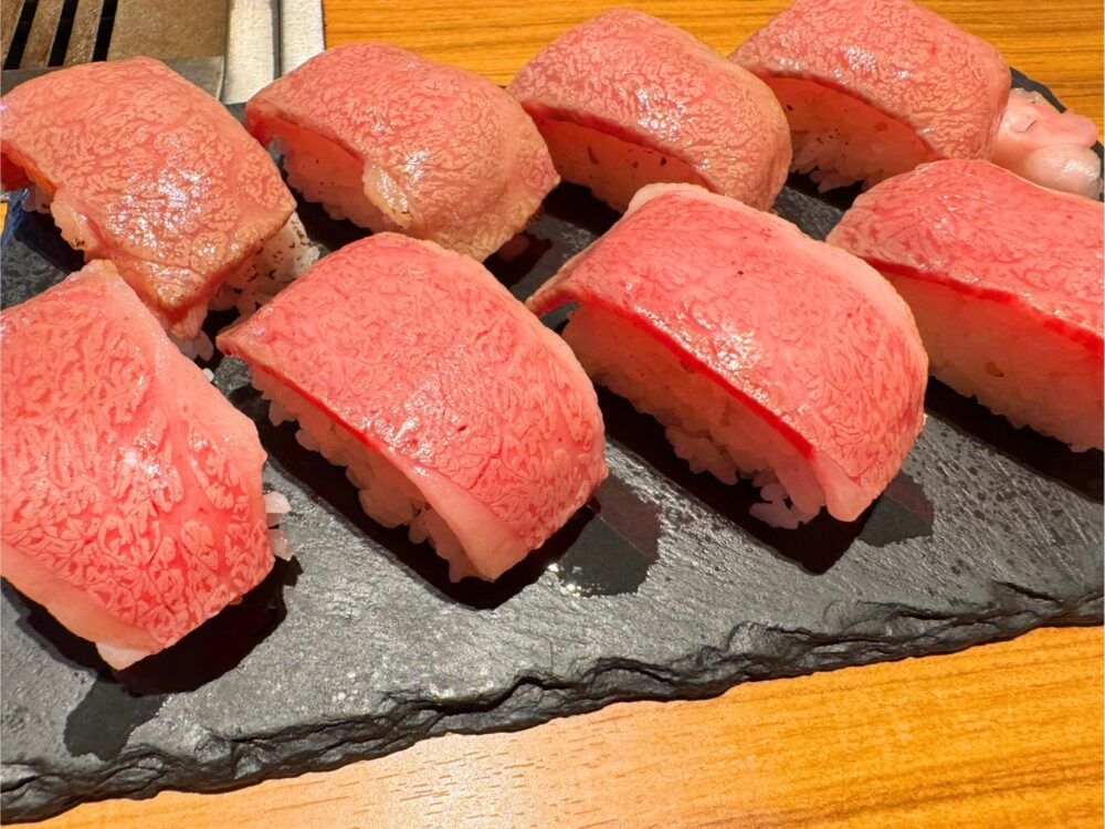 MAWARI守山店の近江牛炙り肉寿司