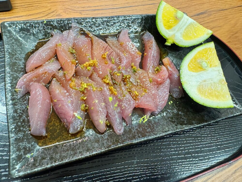 とみぃの台所で食べたメジカの新子